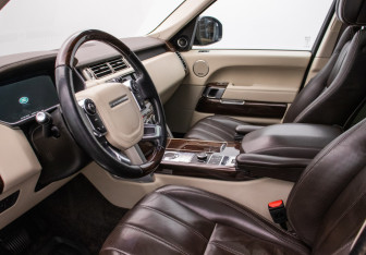 Подержанный автомобиль Land Rover Range Rover 2015 года (10 фото)