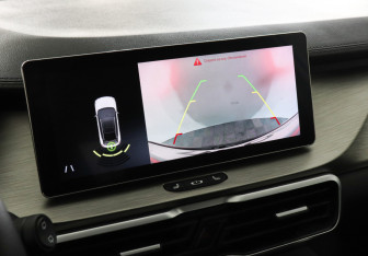 Подержанный автомобиль Belgee X50 2024 года (16 фото)