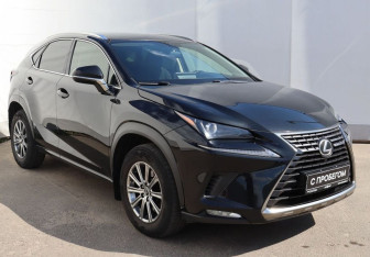Подержанный автомобиль Lexus NX 2020 года (3 фото)