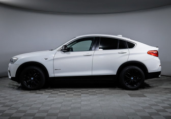 Подержанный автомобиль BMW X4 2014 года (8 фото)