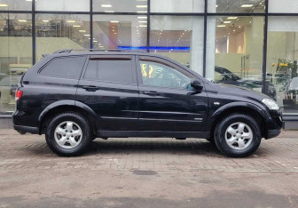 Подержанный автомобиль SsangYong Kyron 2011 года (4 фото)
