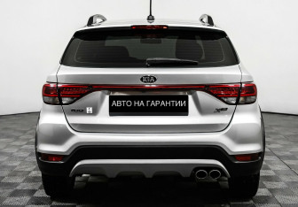 Подержанный автомобиль Kia Rio Hatchback 2020 года (6 фото)