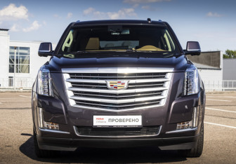 Подержанный автомобиль Cadillac Escalade Suv 2016 года (2 фото)
