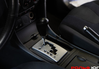 Подержанный автомобиль Mazda 3 Sedan 2005 года (12 фото)
