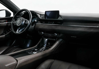 Подержанный автомобиль Mazda 6 Sedan 2020 года (5 фото)