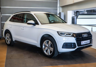 Подержанный автомобиль Audi Q5 2017 года (3 фото)