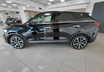 Подержанный автомобиль FAW Bestune T77 2023 года (8 фото)