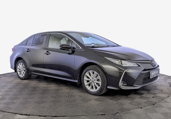Подержанный автомобиль Toyota Corolla Sedan 2020 года (3 фото)