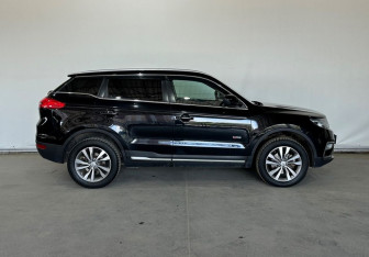 Подержанный автомобиль Geely Atlas 2019 года (8 фото)