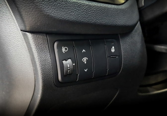 Подержанный автомобиль Kia Ceed Hatchback 2013 года (25 фото)