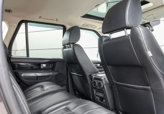 Подержанный автомобиль Land Rover Range Rover Sport 2011 года (13 фото)