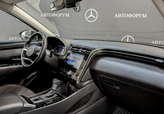 Подержанный автомобиль Hyundai Tucson 2021 года (11 фото)
