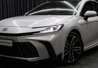 Новый Toyota Camry Sedan 2024 (27 фото)
