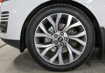 Подержанный автомобиль Land Rover Range Rover 2019 года (29 фото)