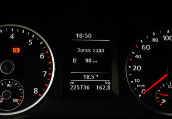 Подержанный автомобиль Volkswagen Tiguan 2011 года (17 фото)