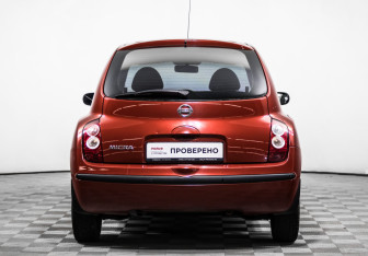 Подержанный автомобиль Nissan Micra Hatchback 2006 года (6 фото)