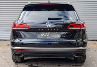Подержанный автомобиль Volkswagen Touareg 2020 года (6 фото)
