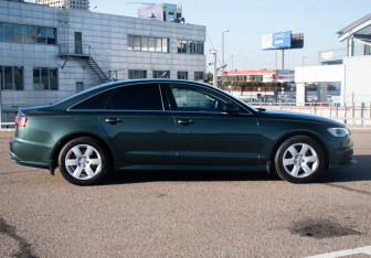 Подержанный автомобиль Audi A6 Sedan 2016 года (4 фото)