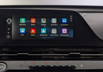 Подержанный автомобиль Omoda C5 2024 года (17 фото)