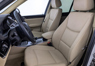 Подержанный автомобиль BMW X3 2015 года (20 фото)