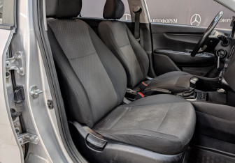 Подержанный автомобиль Kia Rio Hatchback 2021 года (23 фото)