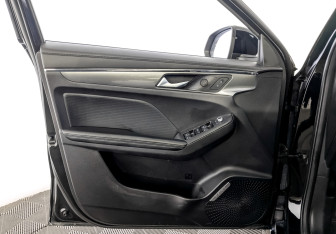 Подержанный автомобиль Haval Jolion 2022 года (19 фото)