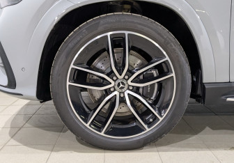 Новый Mercedes-Benz GLE 2025 (7 фото)
