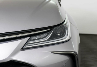 Подержанный автомобиль Toyota Corolla Sedan 2019 года (7 фото)