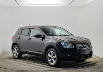 Подержанный автомобиль Nissan Qashqai 2008 года (3 фото)