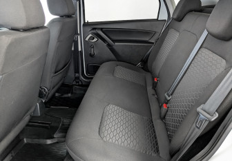 Подержанный автомобиль LADA (ВАЗ) Granta Sedan 2023 года (18 фото)