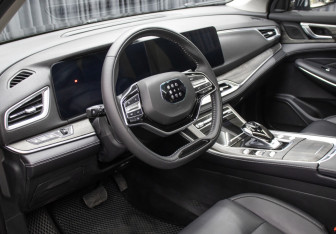 Подержанный автомобиль Evolute i-SPACE 2024 года (17 фото)