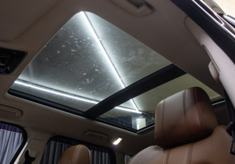 Подержанный автомобиль Land Rover Range Rover Sport 2016 года (21 фото)