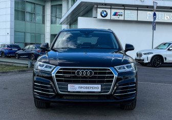 Подержанный автомобиль Audi Q5 2017 года (2 фото)