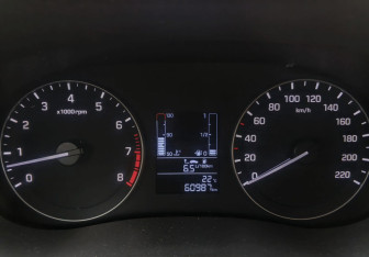 Подержанный автомобиль Hyundai Creta 2020 года (23 фото)