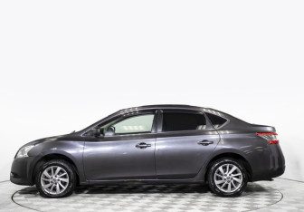 Подержанный автомобиль Nissan Sentra Sedan 2014 года (8 фото)