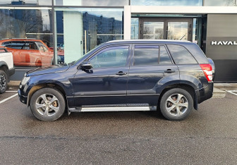 Подержанный автомобиль Suzuki Grand Vitara 2011 года (8 фото)