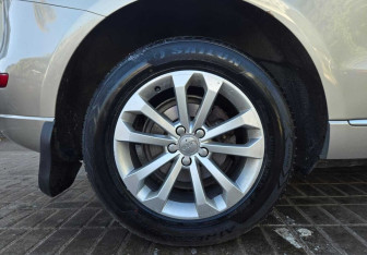 Подержанный автомобиль Audi Q5 2015 года (13 фото)