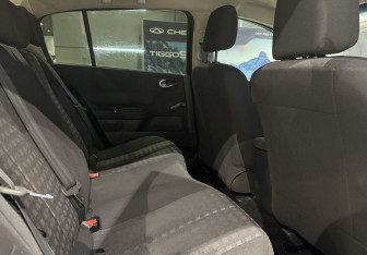 Подержанный автомобиль Renault Megane Sedan 2007 года (12 фото)