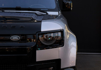 Подержанный автомобиль Land Rover Defender Suv 2020 года (25 фото)