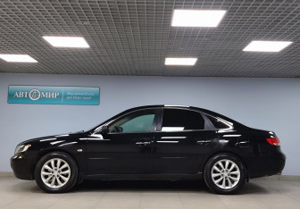 Подержанный автомобиль Hyundai Grandeur 2007 года (8 фото)