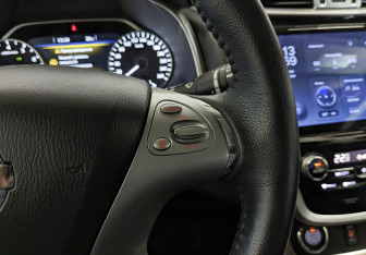 Подержанный автомобиль Nissan Murano Suv 2021 года (27 фото)