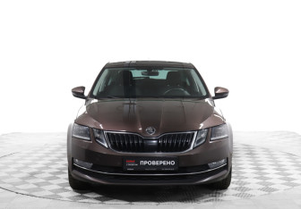Подержанный автомобиль Skoda Octavia Liftback 2020 года (2 фото)