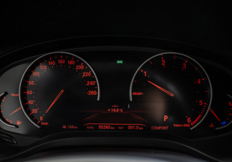 Подержанный автомобиль BMW X4 2018 года (13 фото)