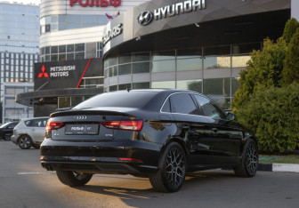 Подержанный автомобиль Audi A3 Sedan 2018 года (4 фото)