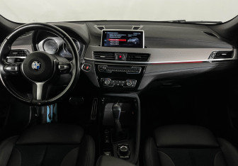 Подержанный автомобиль BMW X2 2020 года (12 фото)