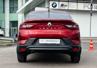 Подержанный автомобиль Renault Arkana 2019 года (6 фото)