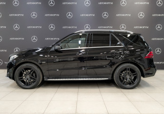 Подержанный автомобиль Mercedes-Benz GLE 2018 года (8 фото)