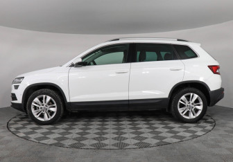 Подержанный автомобиль Skoda Karoq 2020 года (8 фото)