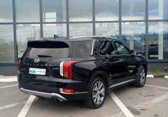 Подержанный автомобиль Hyundai Palisade 2021 года (5 фото)