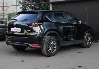 Подержанный автомобиль Mazda CX-5 2019 года (4 фото)